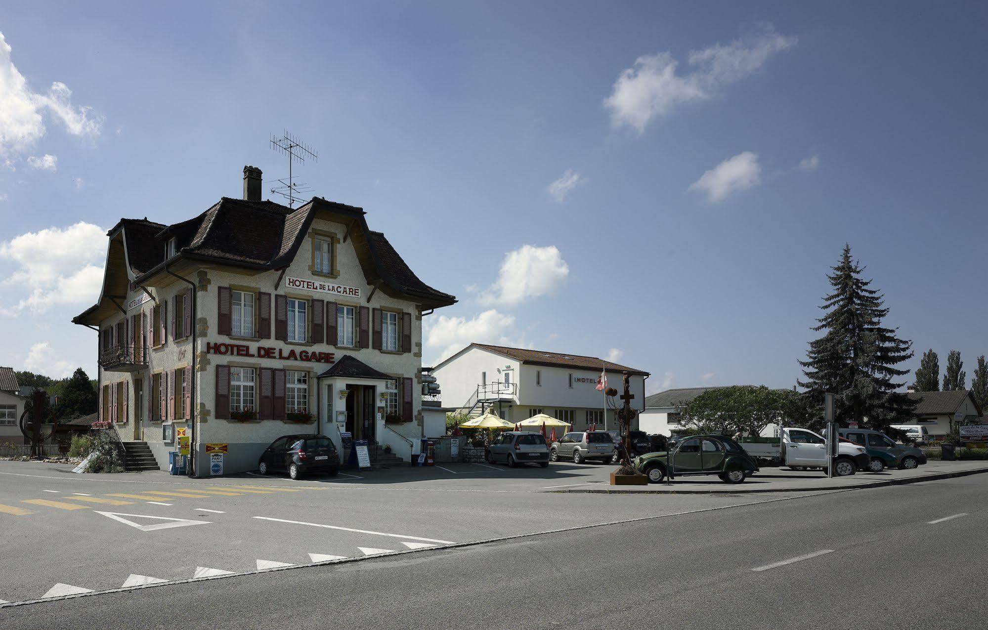 Hotel De La Gare Sugiez Exterior photo