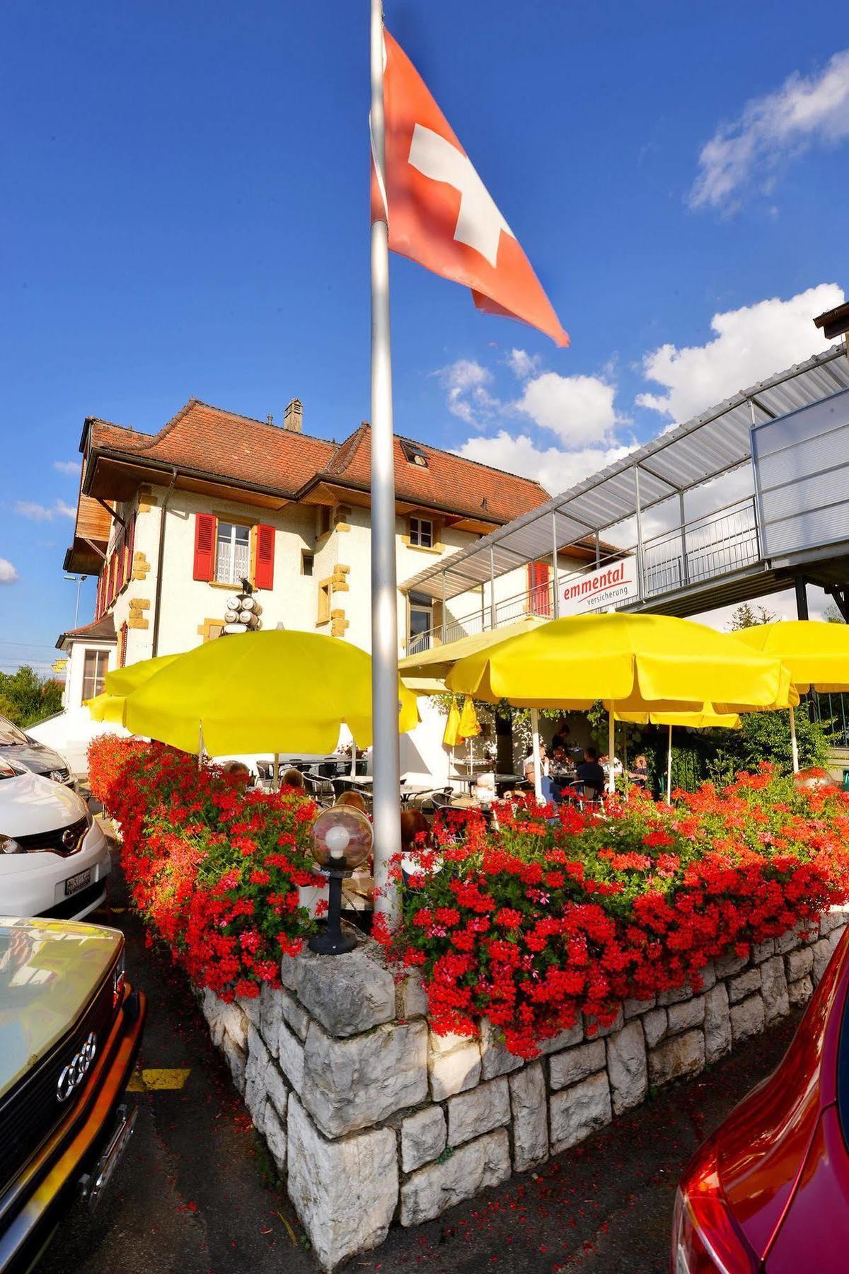 Hotel De La Gare Sugiez Exterior photo